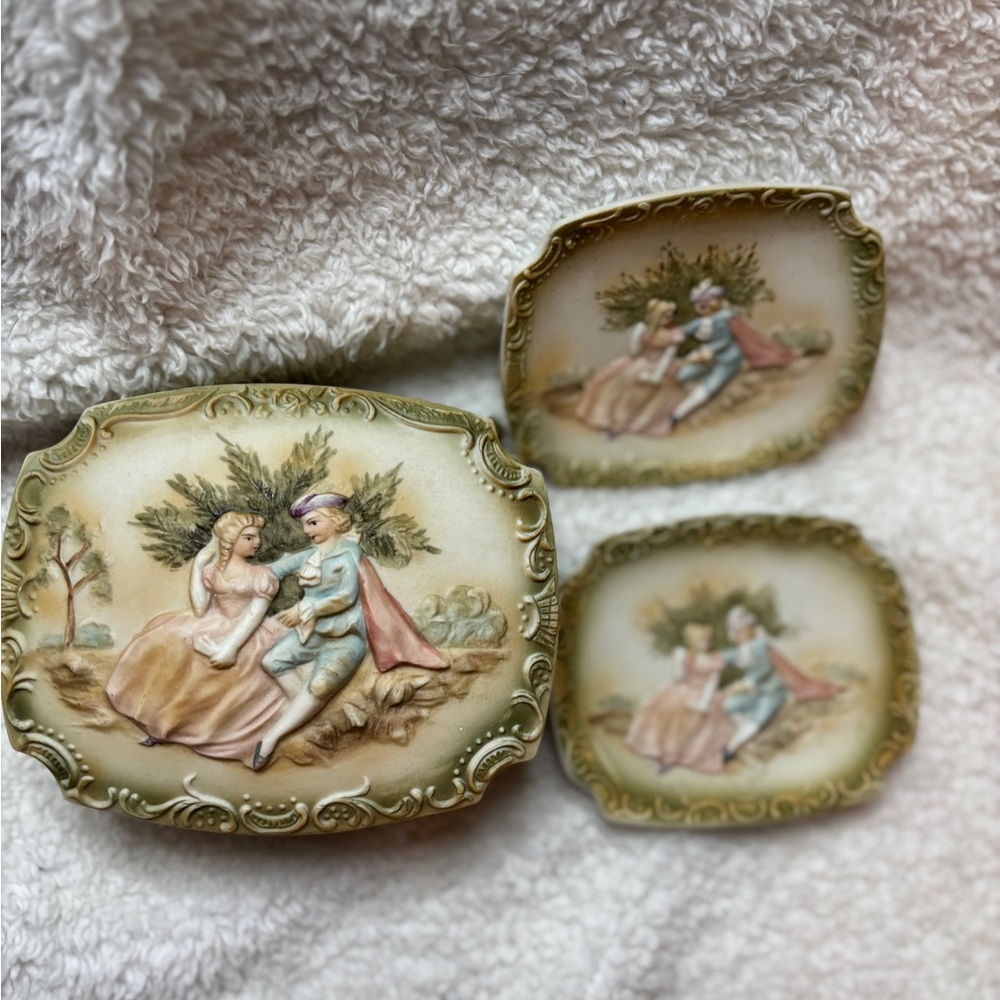 Vintage Topline Imports Trinket Box with 2 Tray for Jewelry Victoria Romance